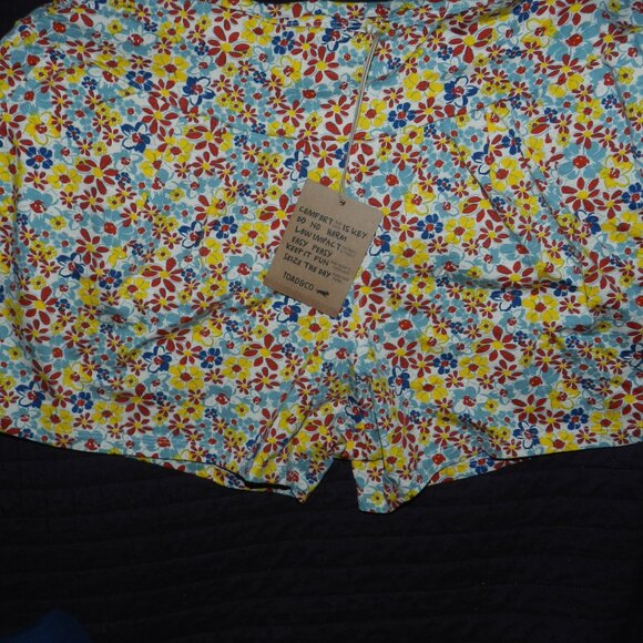 Toad & Co. Chaka Floral Spring Summer Pull on Shorts NWT🆕📦🏃💨⚡ - Picture 3 of 7